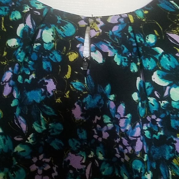 The Limited Floral Pattern Dress - Picture 2 of 2